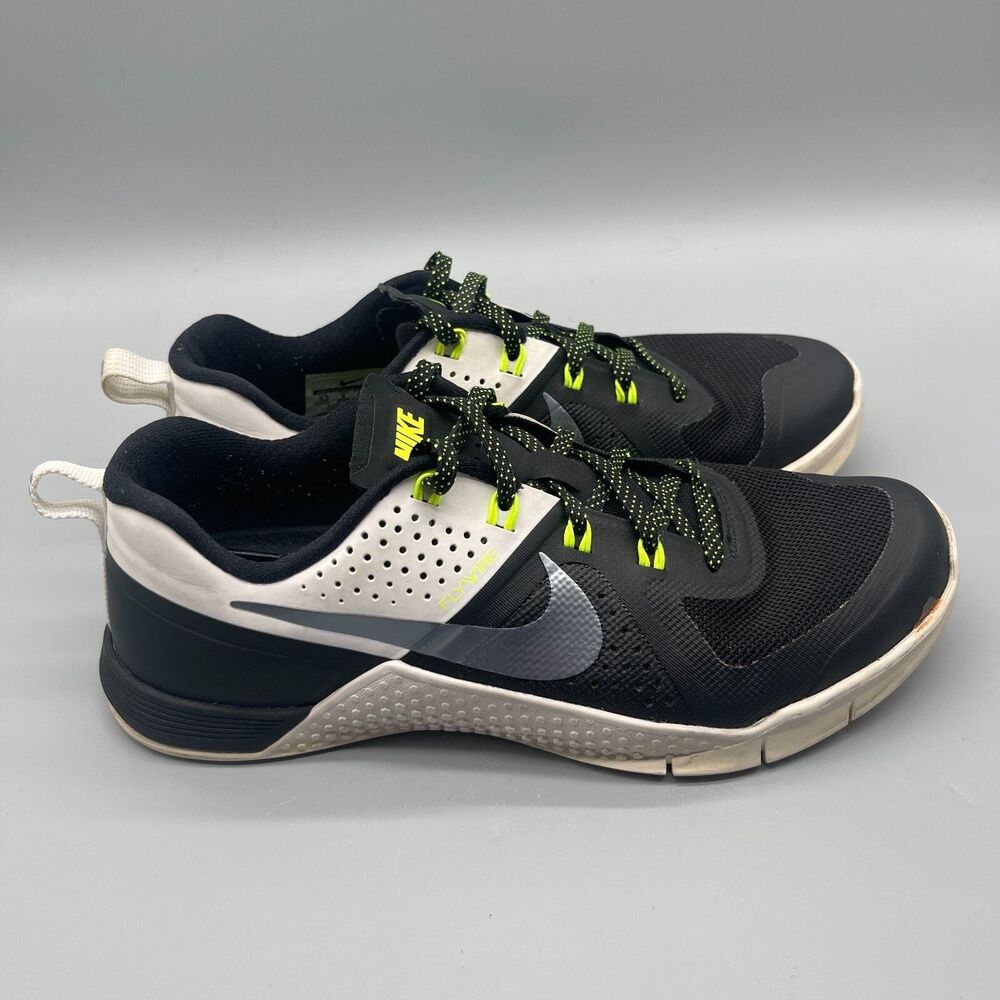 Nike Metcon 1 Shoes Womens Size 8.5 Black Running Comfort Workout Gym Sneakers